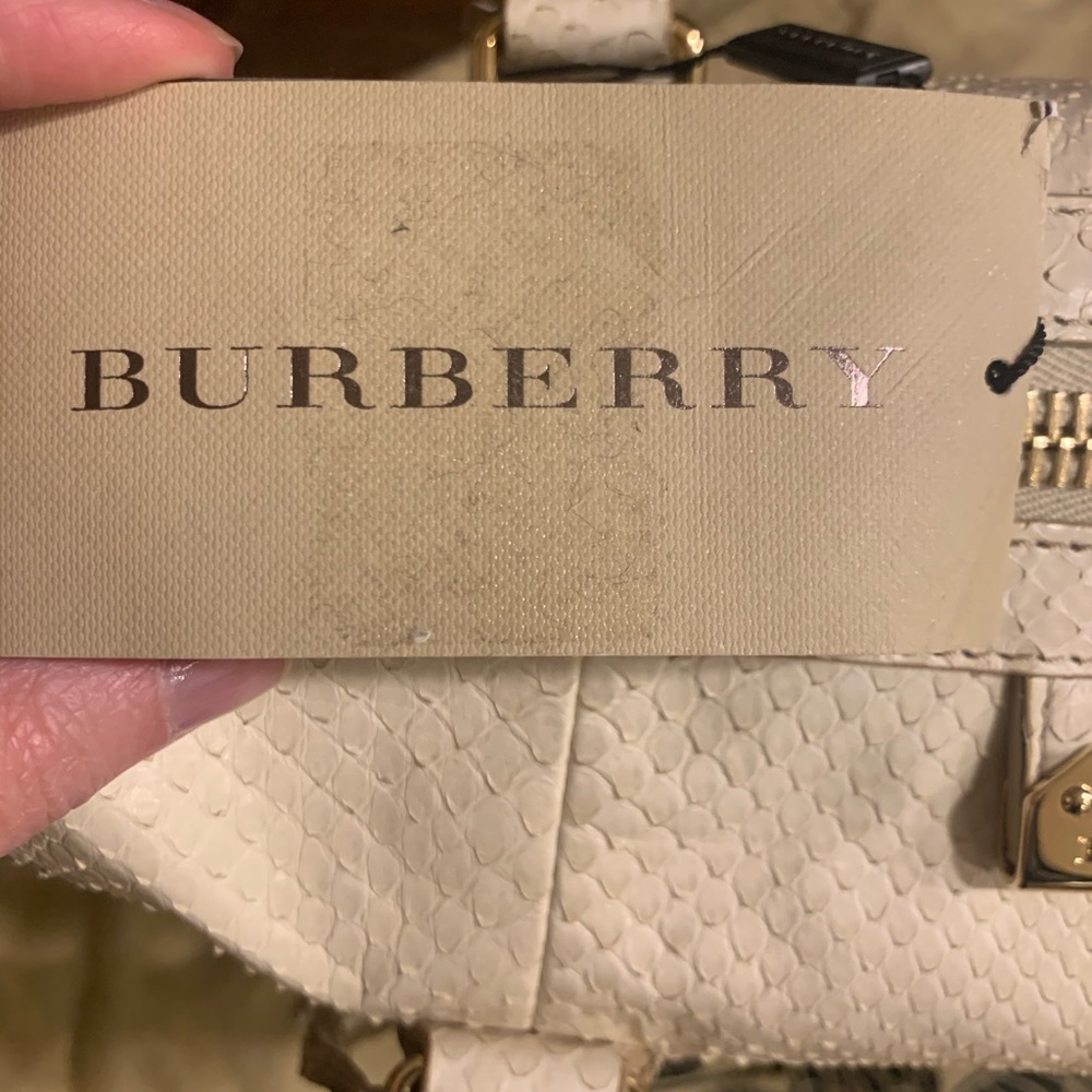 BURBERRY London Python Medium Gladstone Tote - image 8